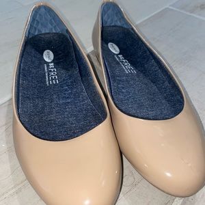 Dr. Scholls Tan Flats
